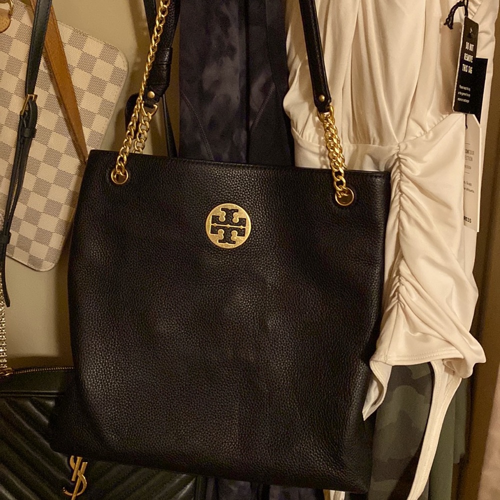 Tory Burch. Great condition, barely used.